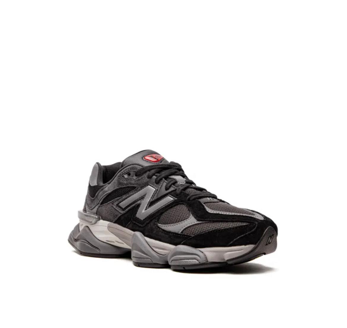 NB 9060 'BLACK CASTLEROCK'