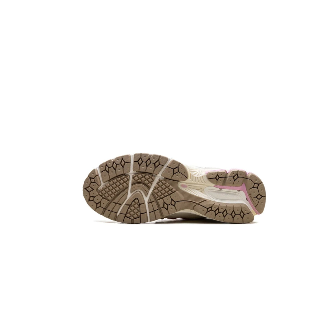 1906R 'Sea Salt Pink Sugar'