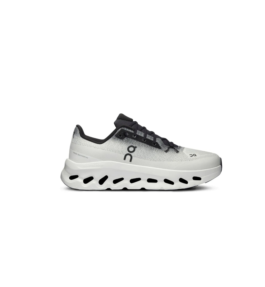 Cloudtilt Black/Ivory